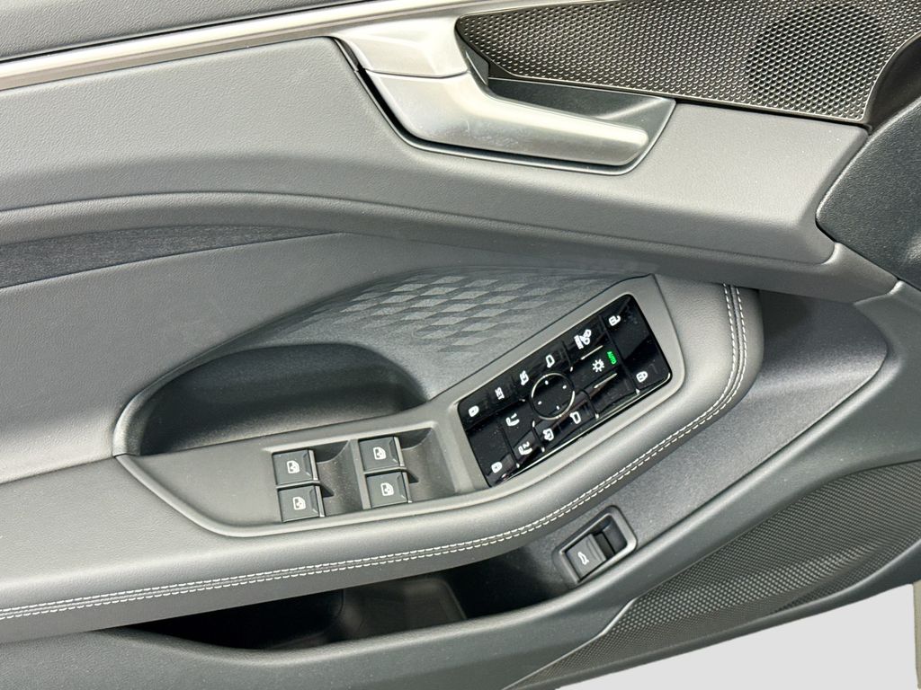 Thumbnail: 2026 Audi A6 - 22