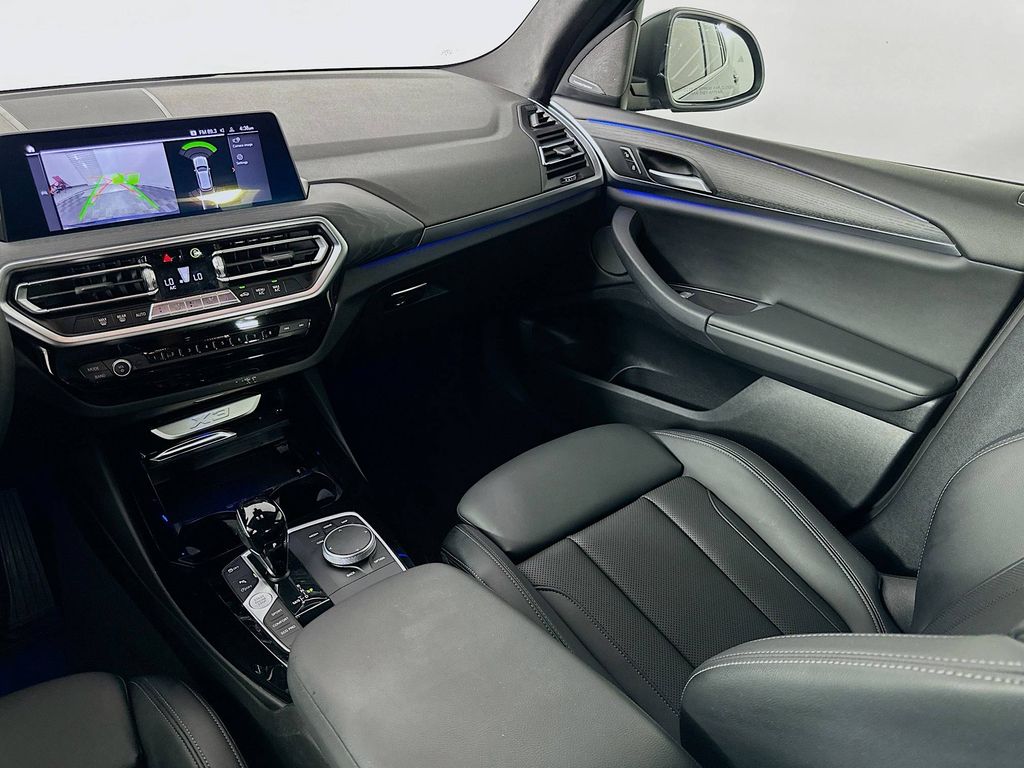 Thumbnail: 2023 BMW X3 - 23