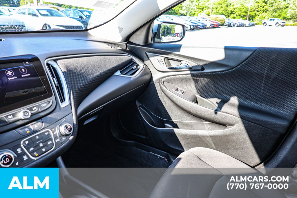 Used 2024 Gray Chevrolet LT image 42