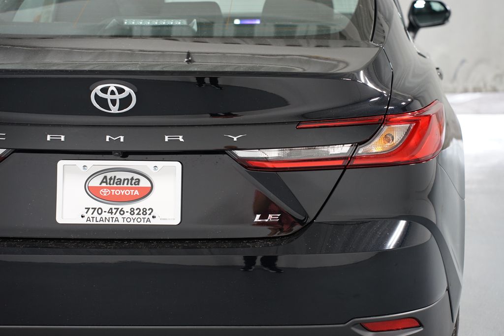 Thumbnail: 2025 Toyota Camry - 10