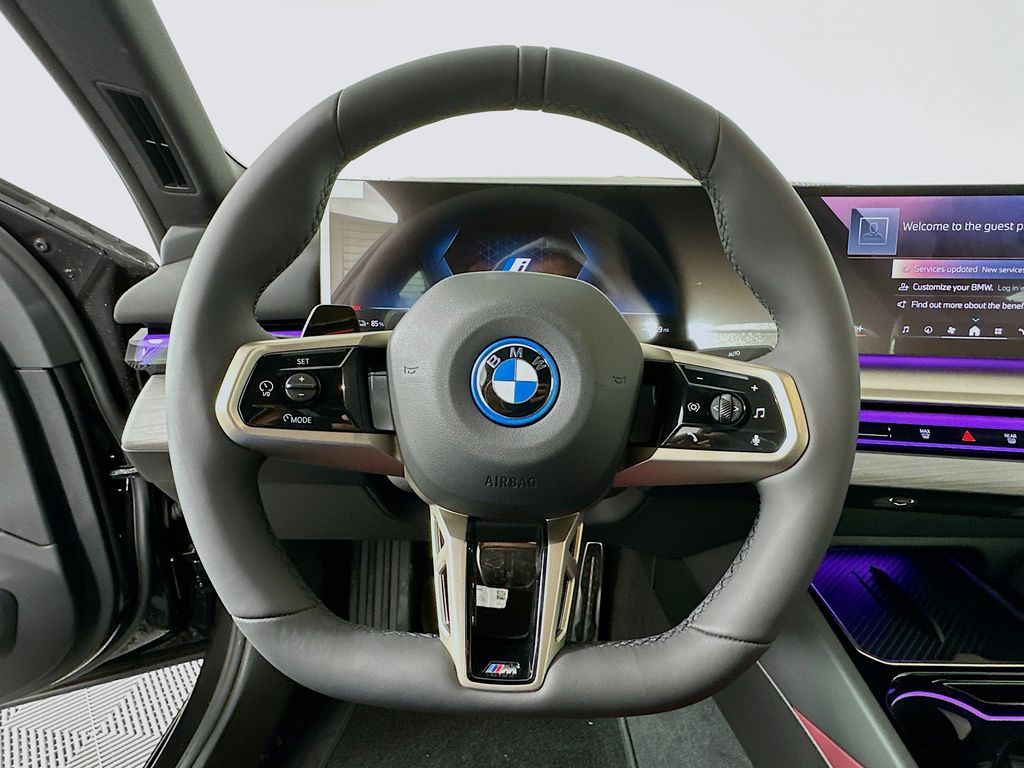Thumbnail: 2026 BMW i5 - 10