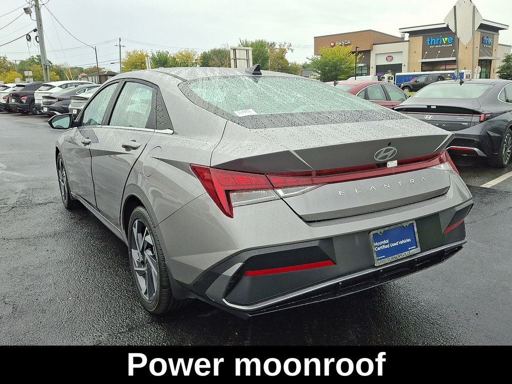 Thumbnail: 2025 Hyundai Elantra - 5