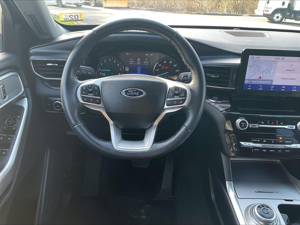 2023 Ford Explorer — photo 18