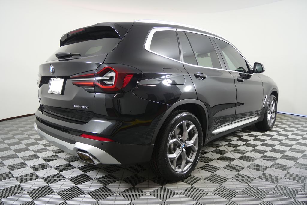 Thumbnail: 2023 BMW X3 - 3