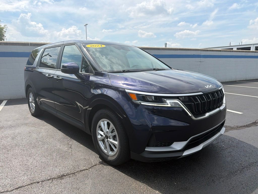 Thumbnail: 2024 Kia Carnival - 7