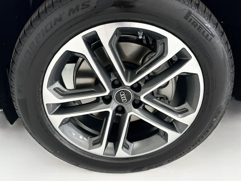 Thumbnail: 2026 Audi Q5 - 29