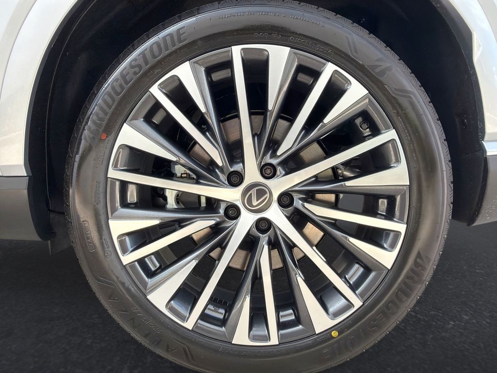 Thumbnail: 2026 Lexus RX - 31
