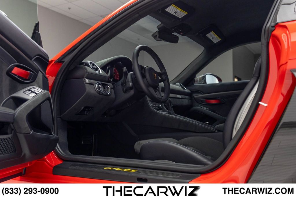 2023 Porsche 718 Cayman