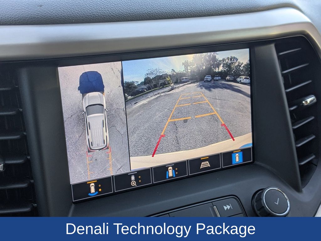 2021 GMC Acadia FWD Denali