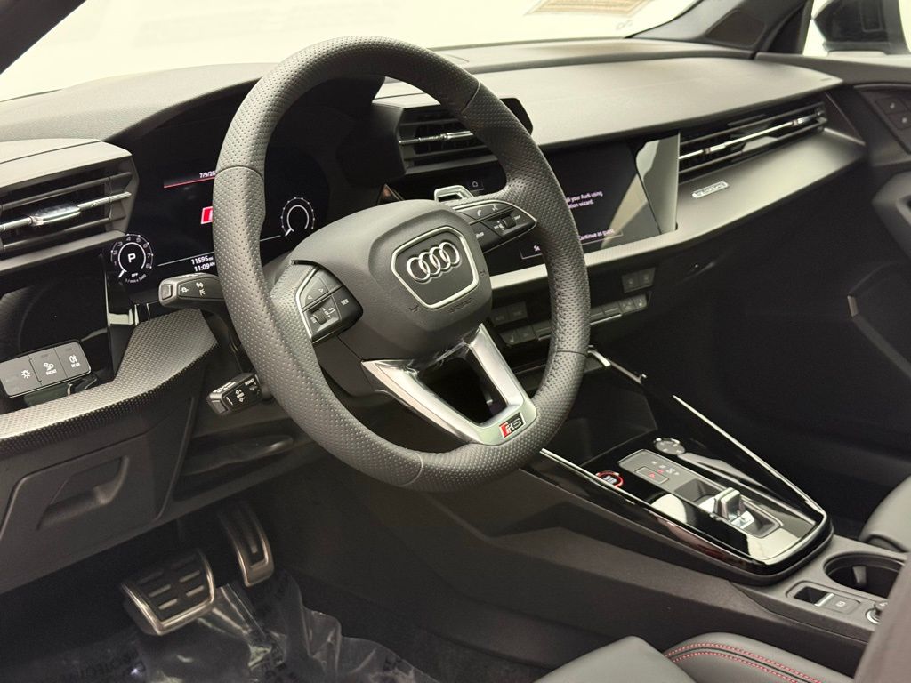 Thumbnail: 2024 Audi RS 3 - 9
