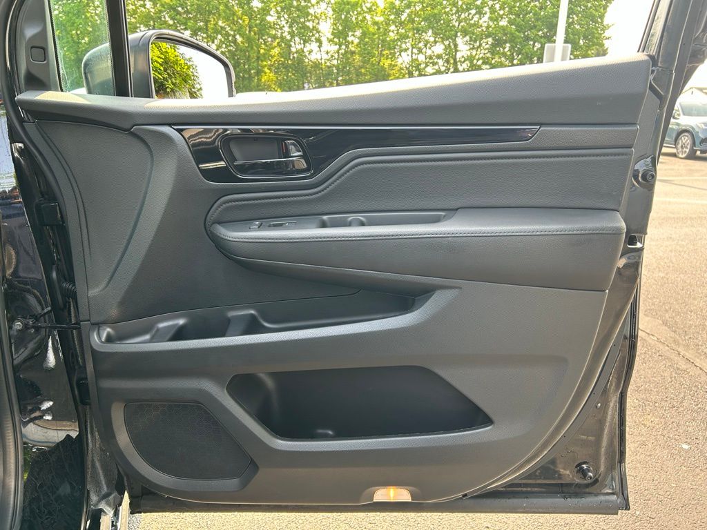 2024 Honda Odyssey Touring 28