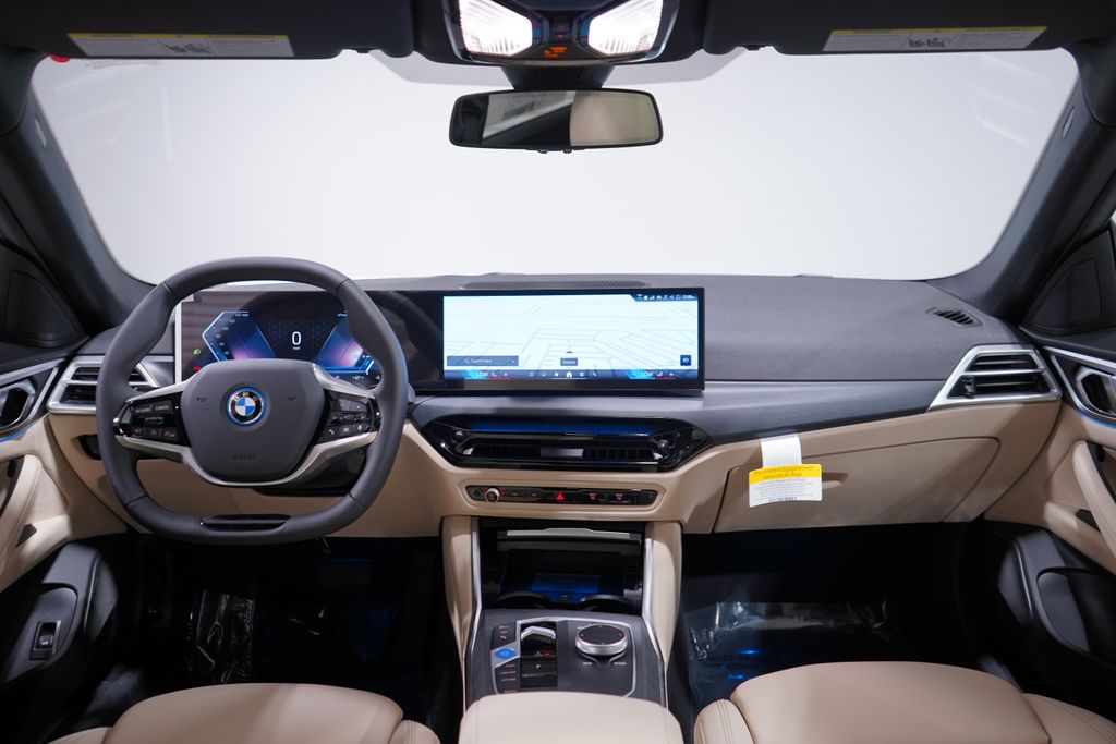 2025 BMW i4 eDrive40 10