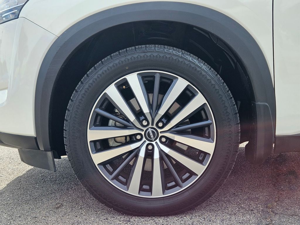 Used Car 2022 Nissan Pathfinder  Platinum For Sale Under $30,000 In San Marcos, Texas
