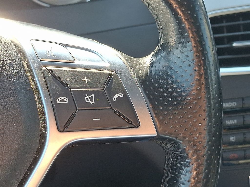 Thumbnail: 2012 Mercedes-Benz C-Class - 26