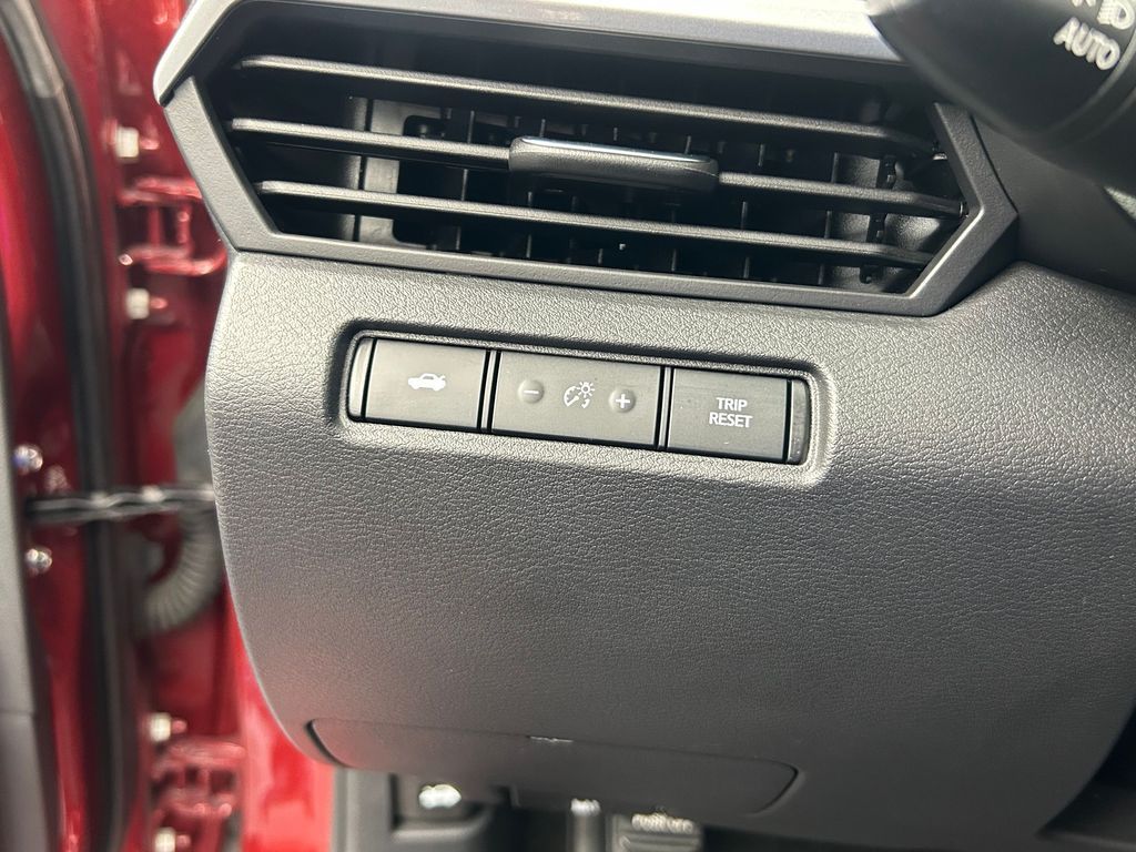 Used 2024 Scarlet Ember Nissan 2.5 SR image 31