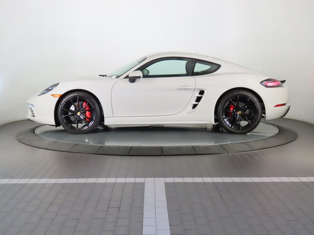 2024 Porsche 718 Cayman S 2