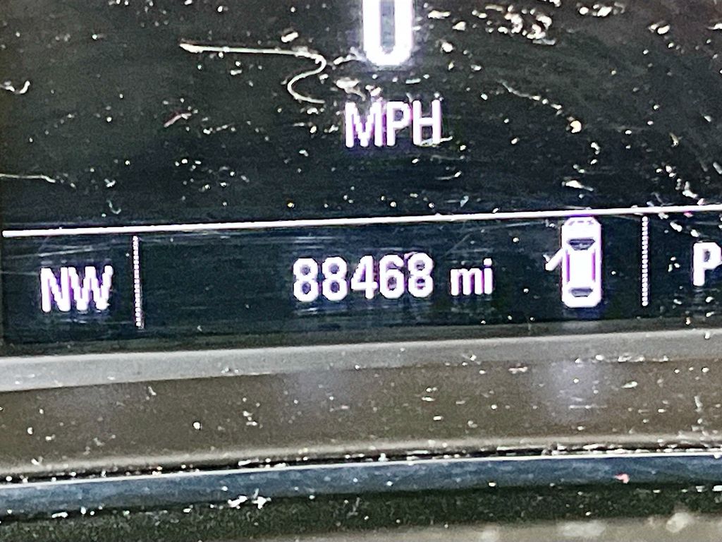 Used 2018 Graphite Metallic Chevrolet LT image 12