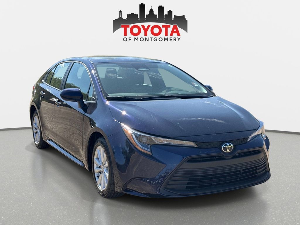2024 Toyota Corolla LE FWD