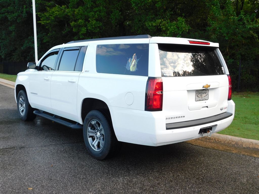 Thumbnail: 2020 Chevrolet Suburban - 3