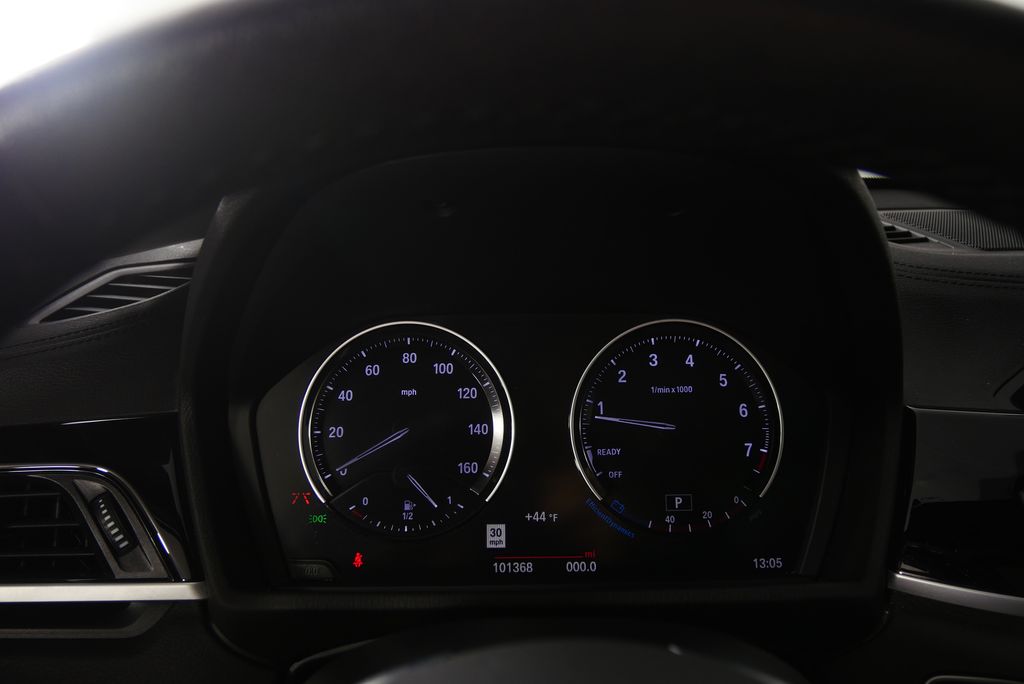 Thumbnail: 2021 BMW X1 - 21