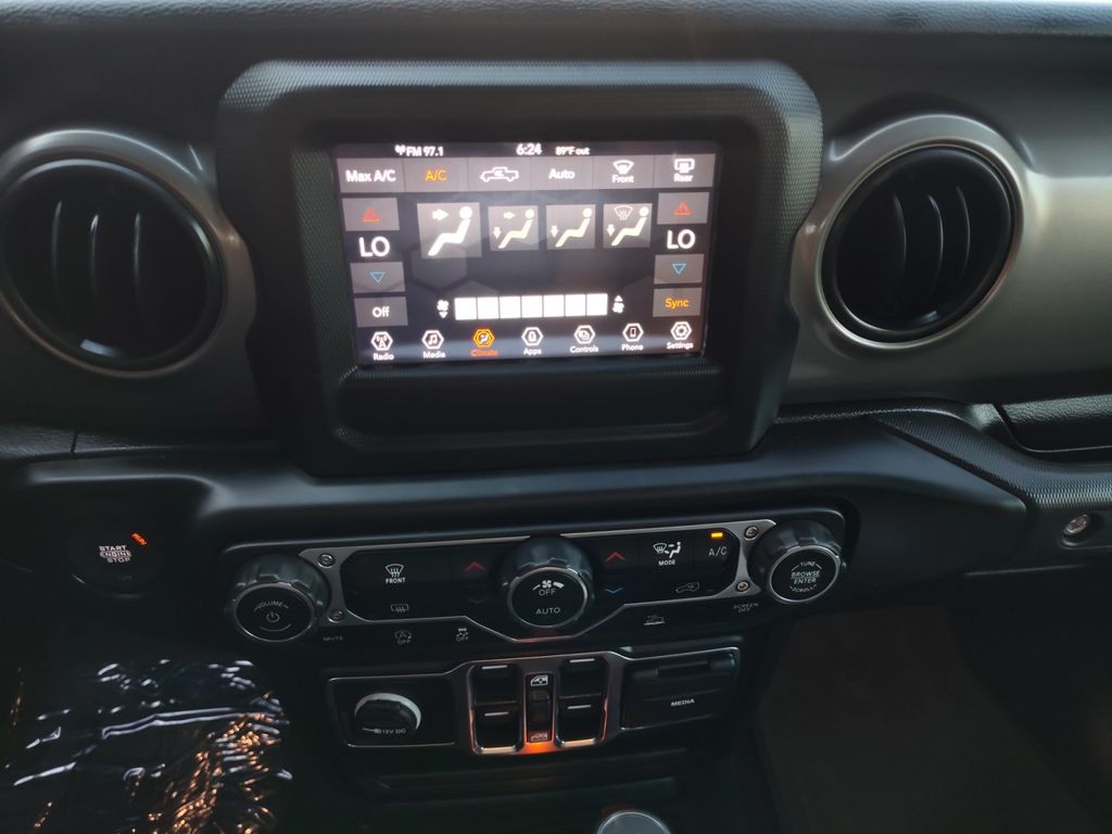 Used Car 2023 Jeep Gladiator  Sport For Sale Under $35,000 In Austin, Texas