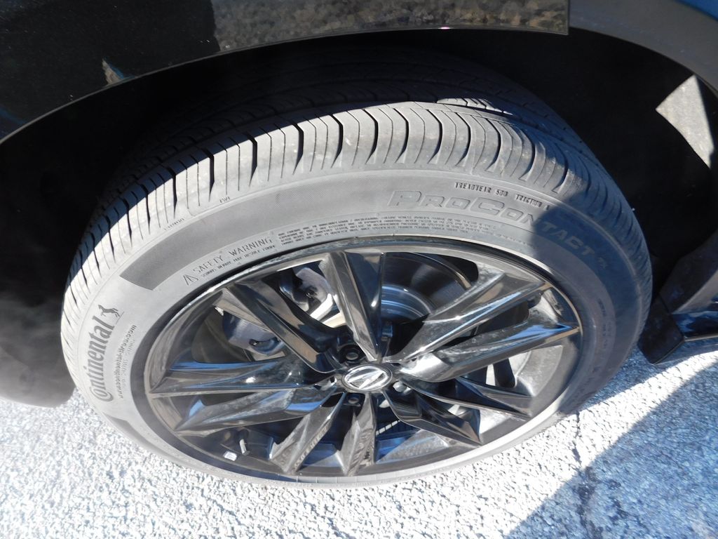 Thumbnail: 2025 Acura ADX - 9