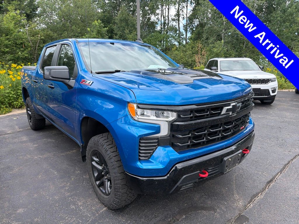 2022 Chevrolet Silverado 1500 LT Trail Boss Crew Cab 4WD