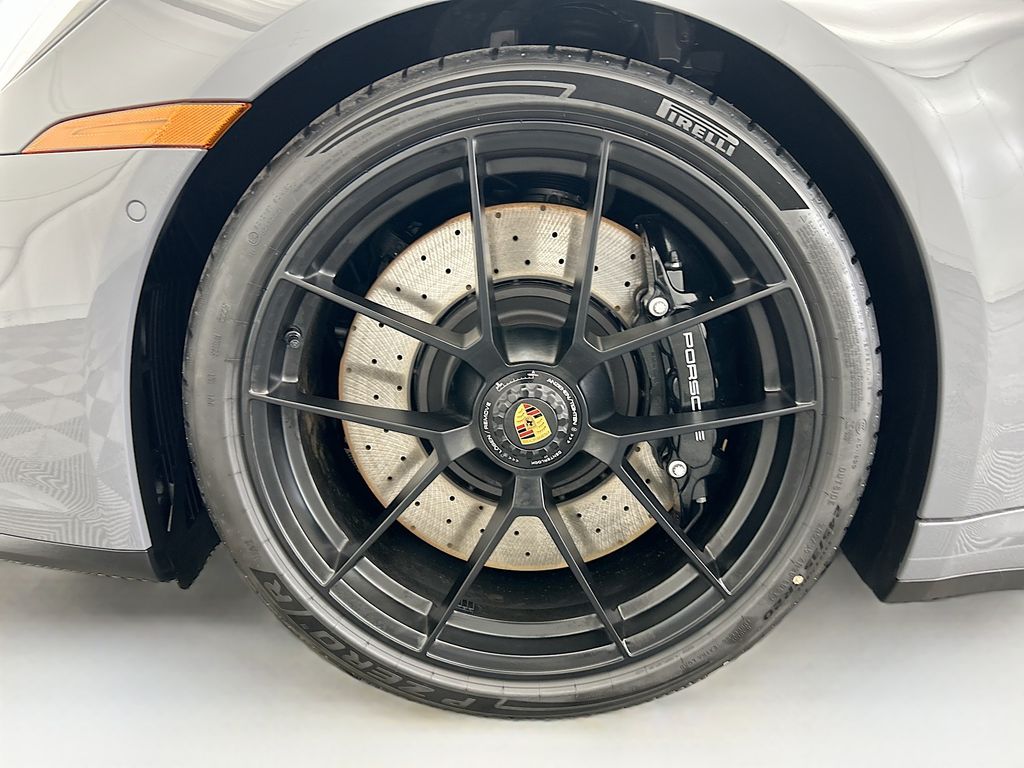 Thumbnail: 2026 Porsche 911 - 29