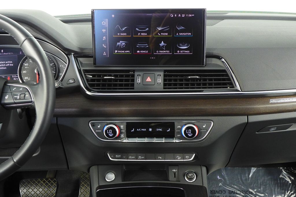 Thumbnail: 2023 Audi Q5 - 26