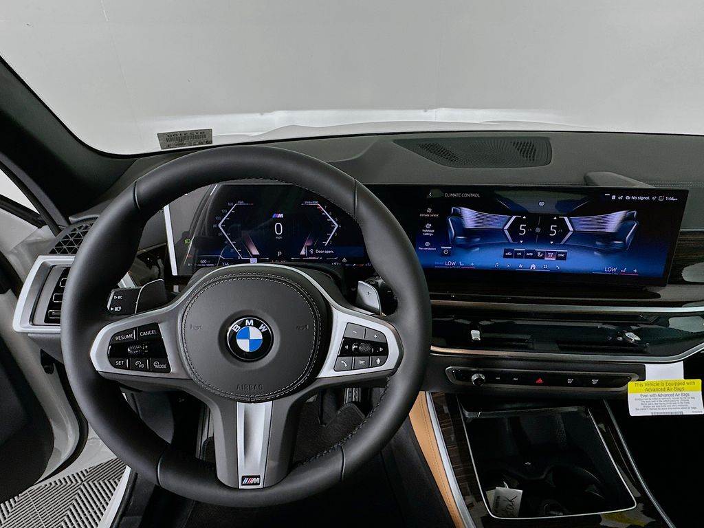 Thumbnail: 2026 BMW X5 - 10