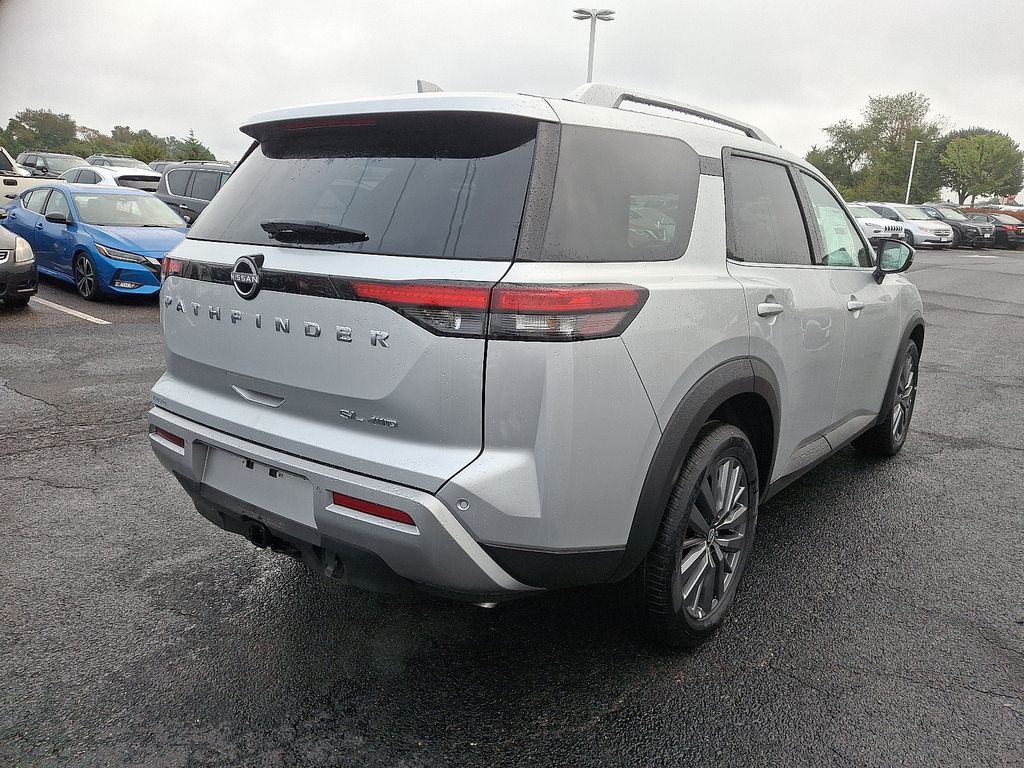 Thumbnail: 2025 Nissan Pathfinder - 5