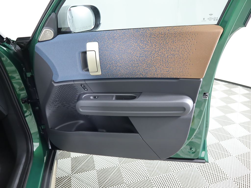 Thumbnail: 2026 MINI Cooper Countryman - 26