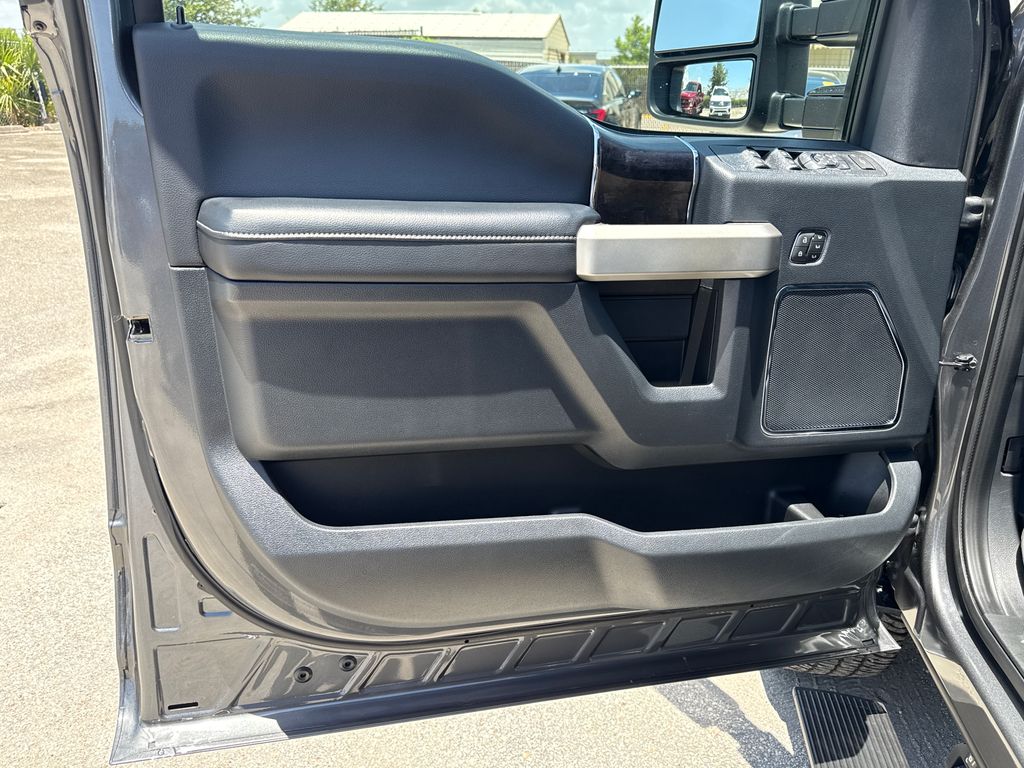 Used 2022 Gray Ford Lariat image 11