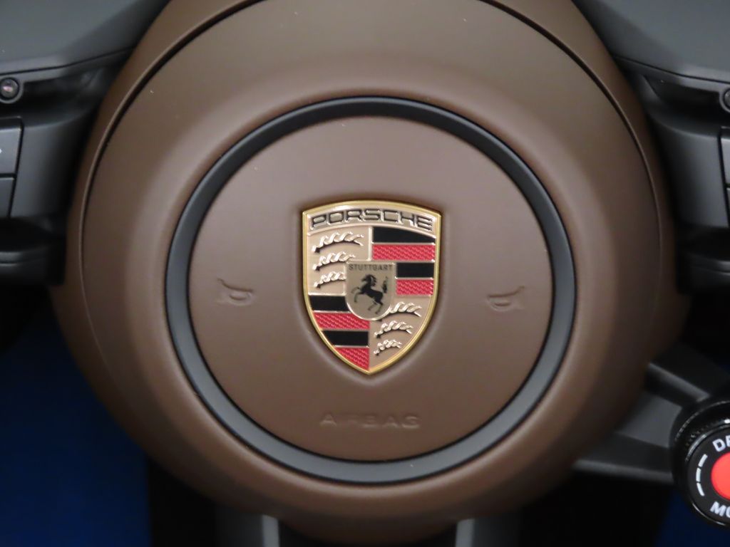 Thumbnail: 2025 Porsche 911 - 29
