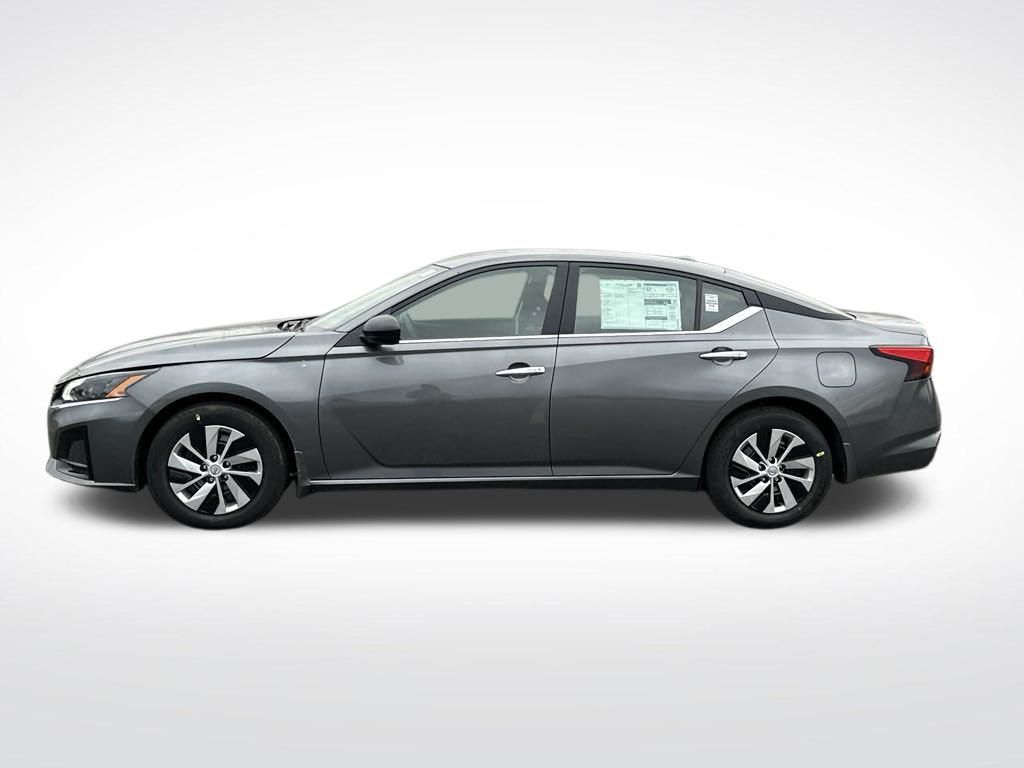 2025 Nissan Altima 2.5 S photo