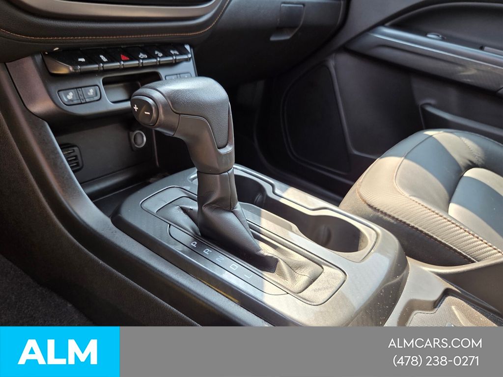 Used 2021 Black GMC AT4 w/Leather image 25