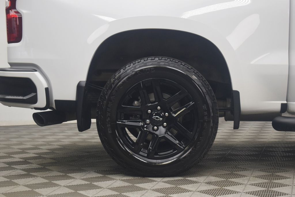 used 2024 Chevrolet Silverado 1500 car, priced at $33,400
