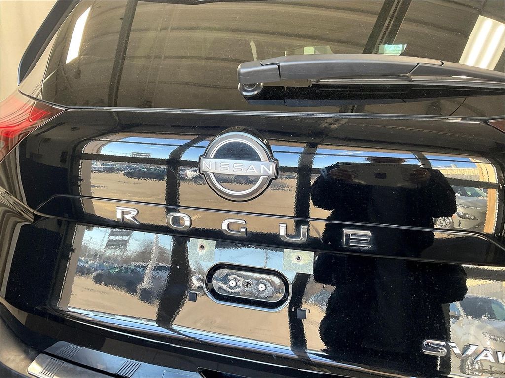 2023 Nissan Rogue — photo 28