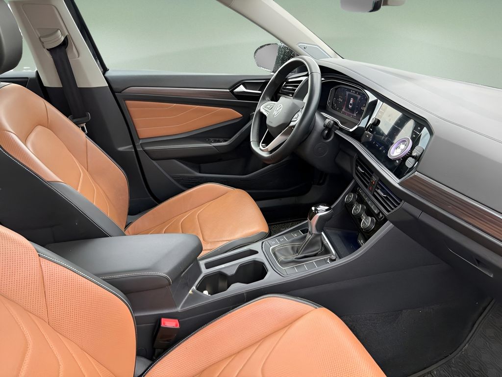 Used 2024 Volkswagen Jetta Sedan