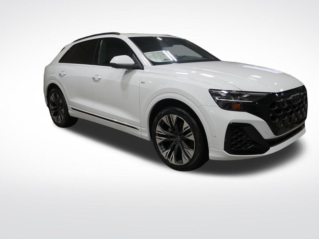 Thumbnail: 2026 Audi Q8 - 7