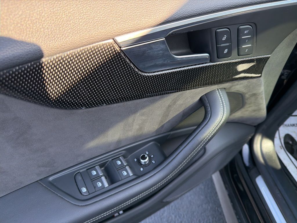 Thumbnail: 2018 Audi S5 - 28