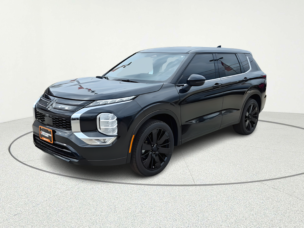 2026 Mitsubishi Outlander LE - 1