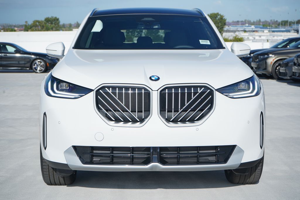 Thumbnail: 2026 BMW X3 - 2