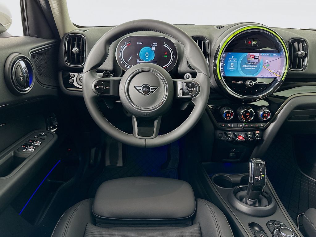 2024 MINI Cooper Countryman Signature 19