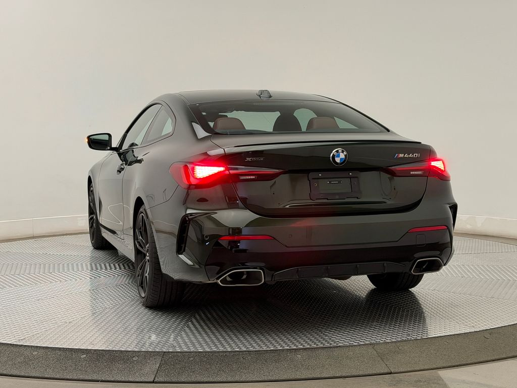 Thumbnail: 2024 BMW 4 Series - 8