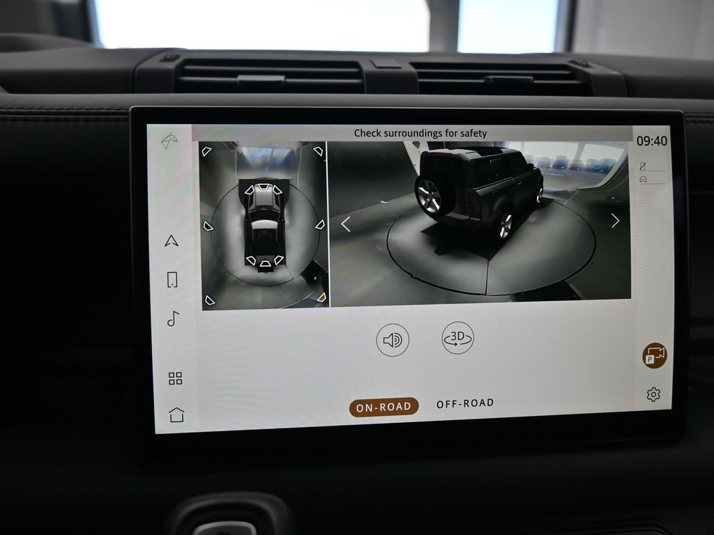 Used 2023 Black Land Rover X image 22