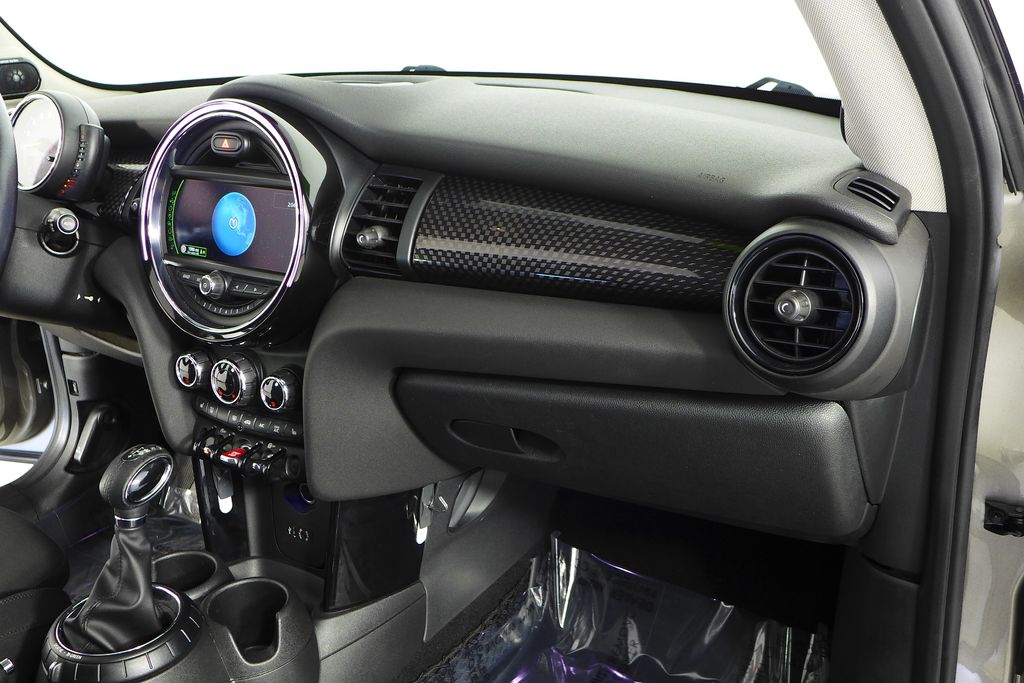 Thumbnail: 2017 MINI Cooper - 14