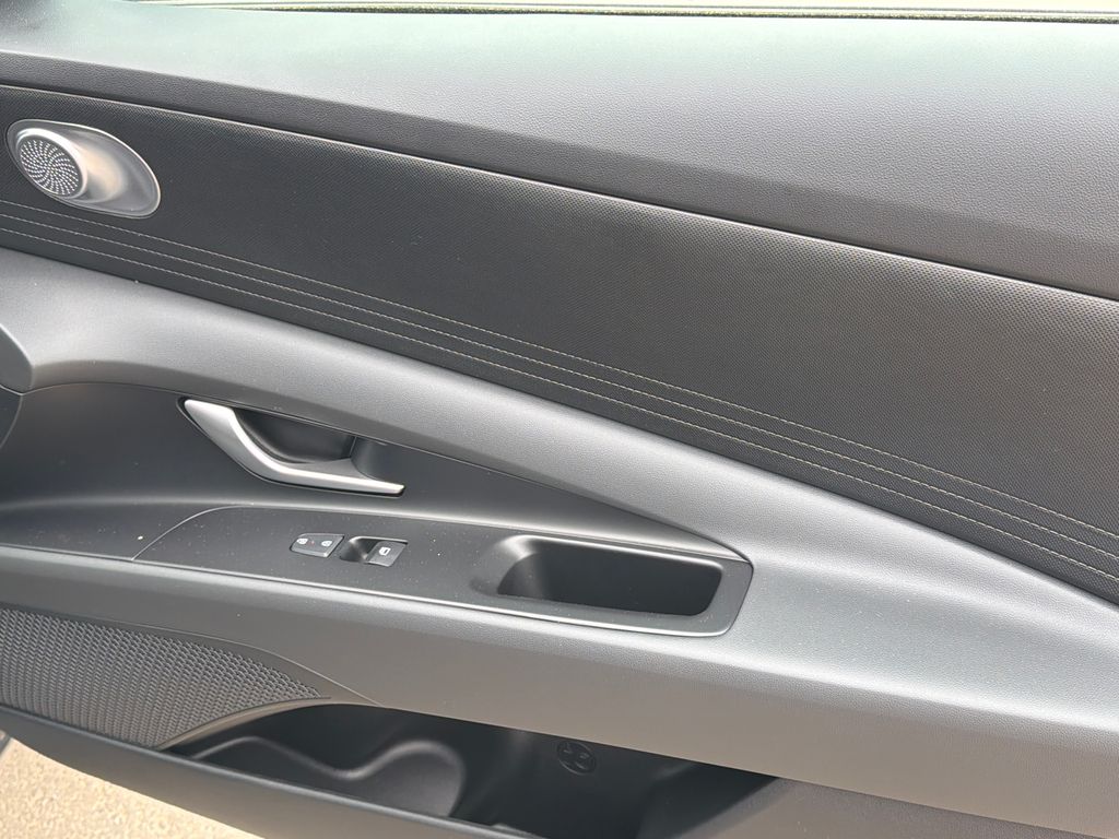New 2026 Gray Hyundai SE image 15