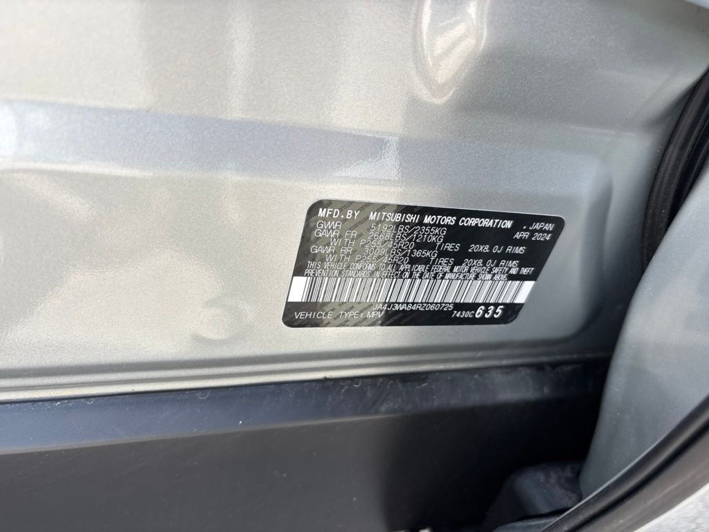 Certified Used 2024 Silver Mitsubishi SEL image 11