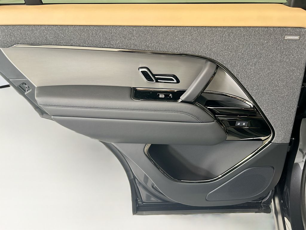 Thumbnail: 2026 Land Rover Range Rover Sport - 25